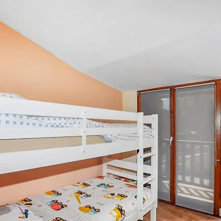 Casa vacanze Splendida Casa Con 3 Da Letto A Saint-génis-des-fontai