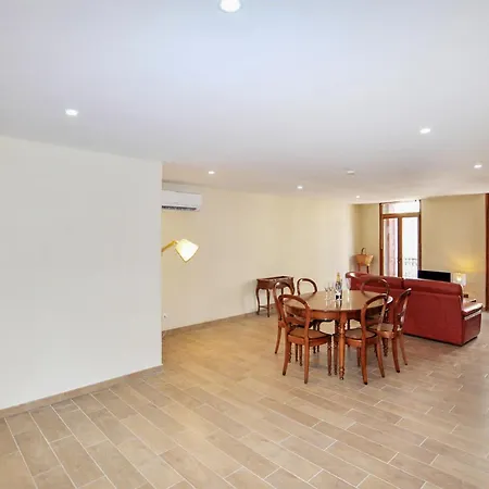 3 Bedroom In Casa vacanze Saint-Génis