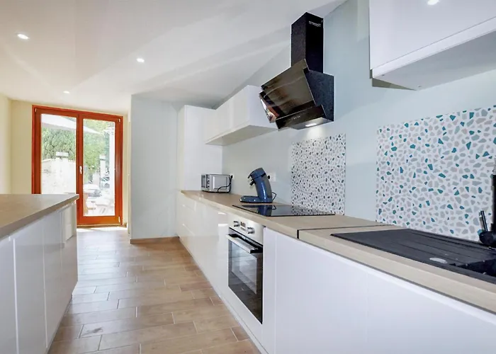 3 Bedroom In Saint-genis-des-fontai