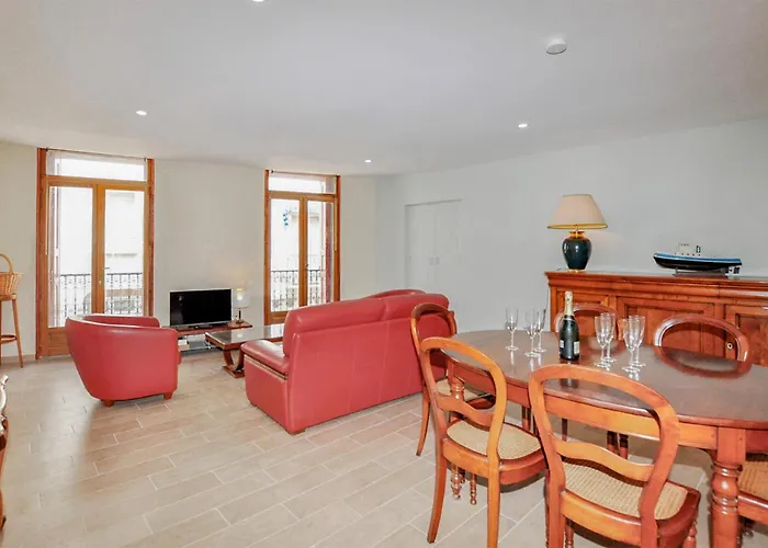 Dom wakacyjny 3 Bedroom In Saint-genis-des-fontai *